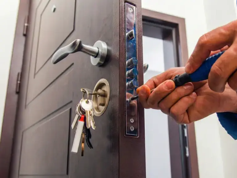Porta blindada em Vitória da Conquista – instalação e manutenção
